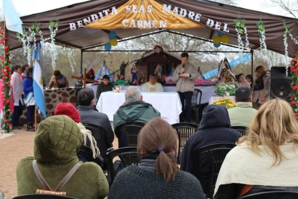 Festejos en honor a la Virgen del Carmen en El Brete Tucumano