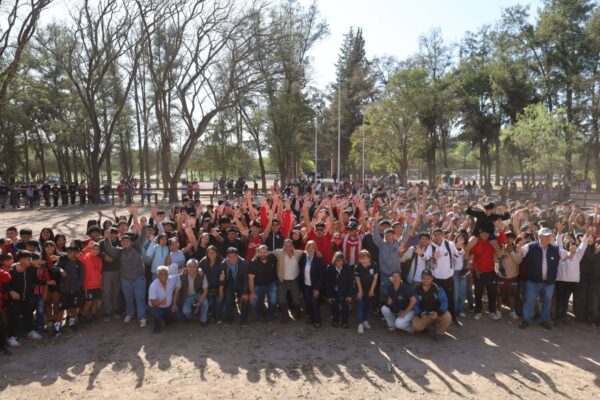Jornada estudiantil en el predio ferial: alegría, participación y comunidad