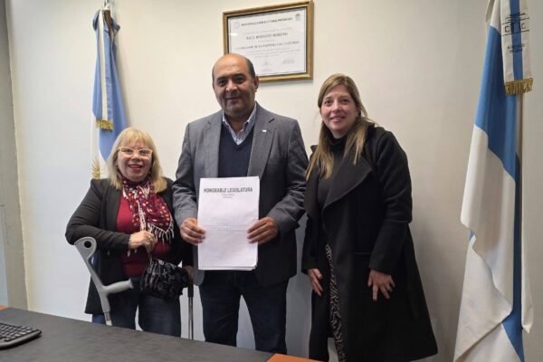 Atención gratuita sobre discapacidad en la Legislatura de Tucumán